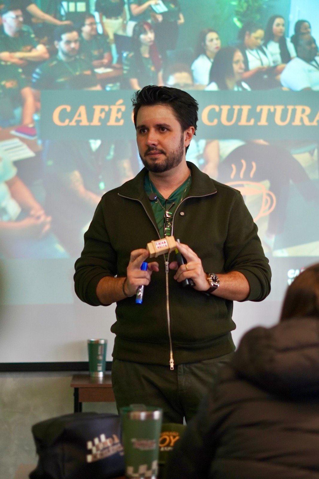 Apresentação sobre gestão e cultura